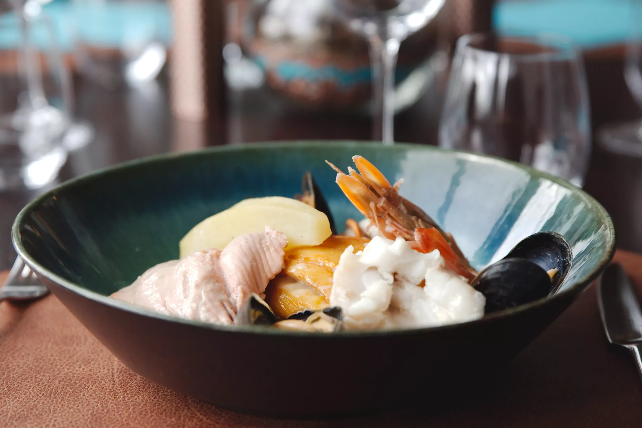 Choucroute de la mer (haddock, gambas, saumon et lieu noir)